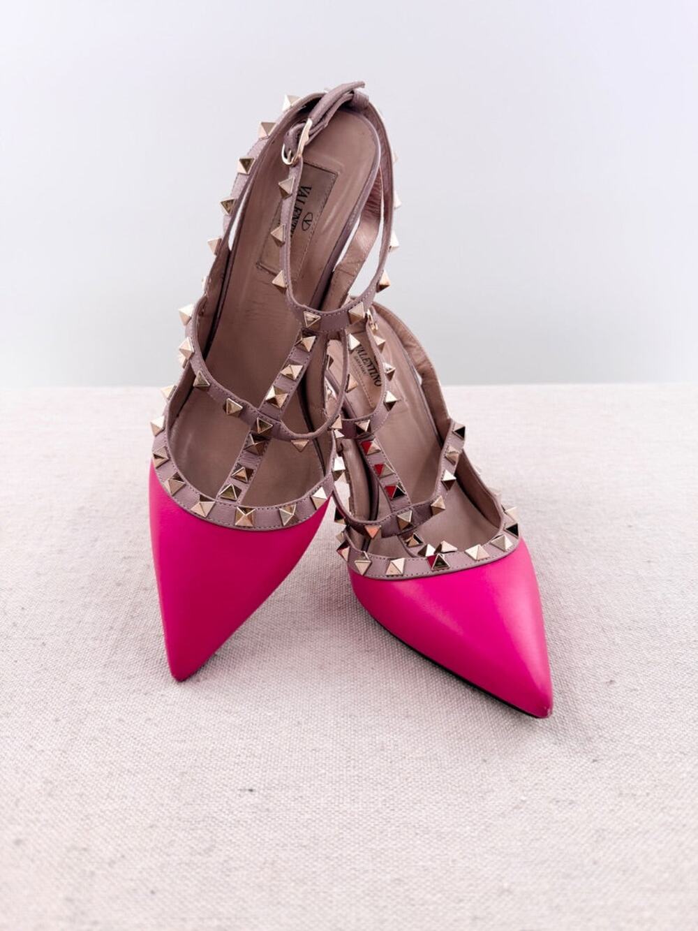Valentino Garavani Rockstud Ankle Strap Pumps Fuchsia/Hot Pink Women's EU 38.5